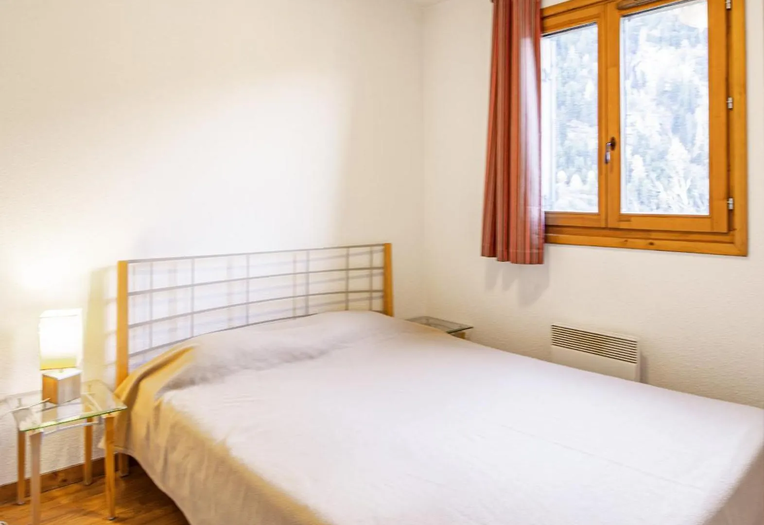 Apartment Hameau 8 002 - SPA & PISCINE appartement 4 pers Orelle France